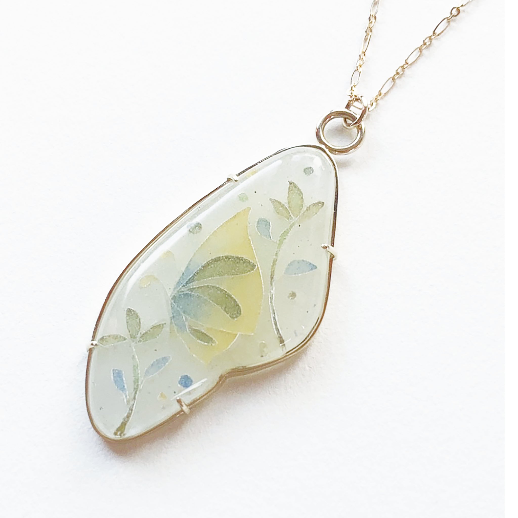 LUN8 Butterfly ジュヌ まとめ売り INFINITE BUTTERFLY NECKLACE(2ZN2422)K18 ネックレス｜スター